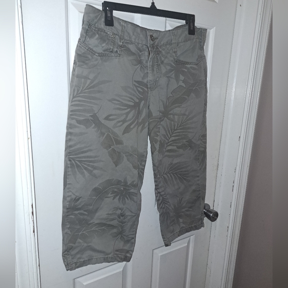 Faded Glory Green/Gray Tropical Print Bermuda Shorts Womens 8 100% Cotton - Picture 2 of 8